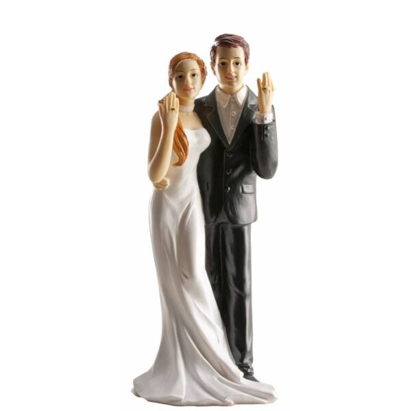 Figura pareja de novios anillos
